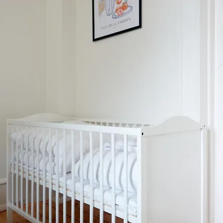 Large & Modern Flats In Family Friendly Neighbourhood * Kodaň