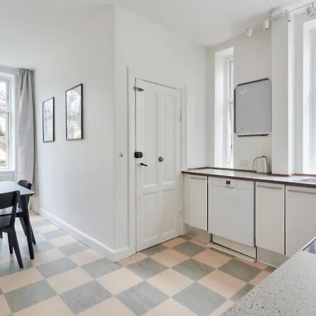 Large & Modern Flats In Family Friendly Neighbourhood * Kopenhagen