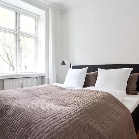 Apartman Large & Modern Flats In Family Friendly Neighbourhood *